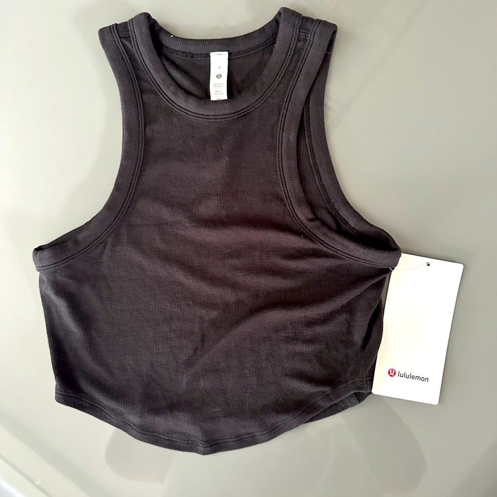 Lululemon Hold Tight Cropped Tank size 4